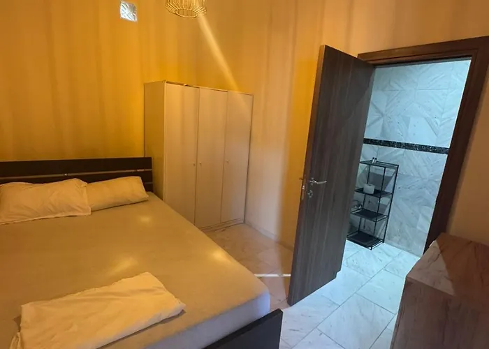 Cozy House With Indoor Fireplace *