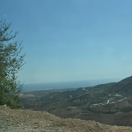 Cozy House With Indoor Fireplace *