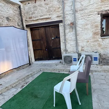Appartement Traditional Stone House For Summer Escapes Marathounta