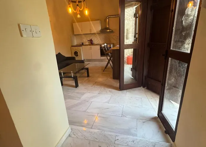 Cozy House With Indoor Fireplace Apartmán Marathounta